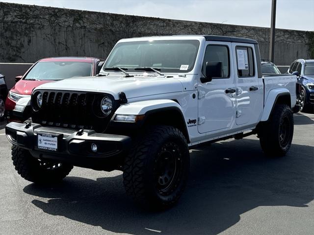 2022 jeep gladiator altitude 4x4