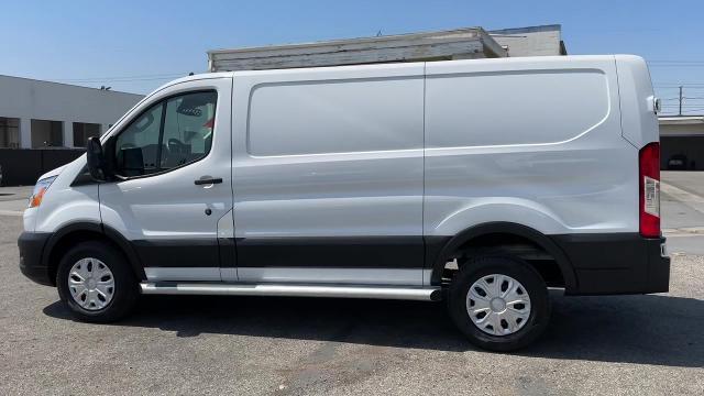 2022 ford transit-250 base