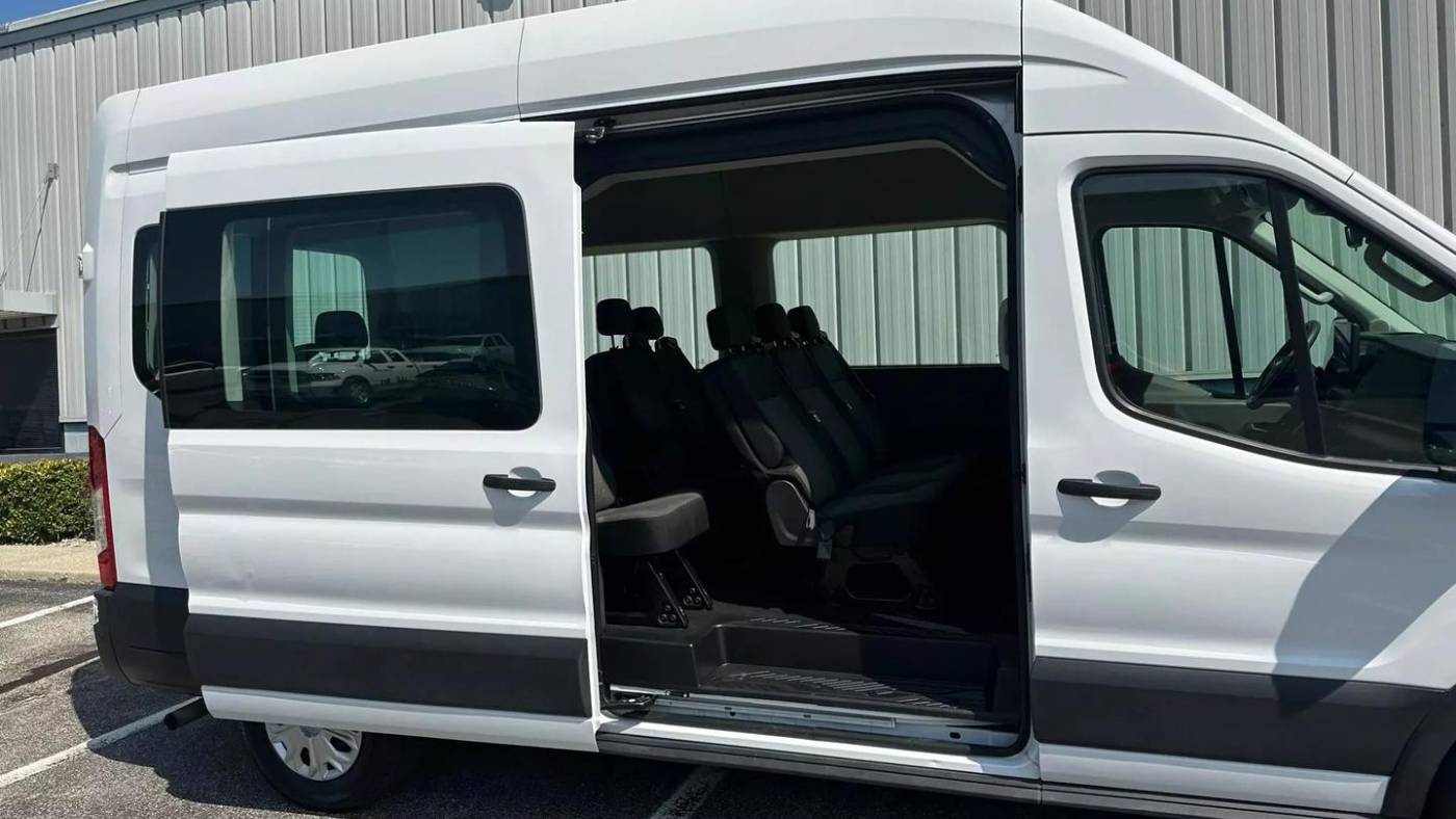 2022 ford transit