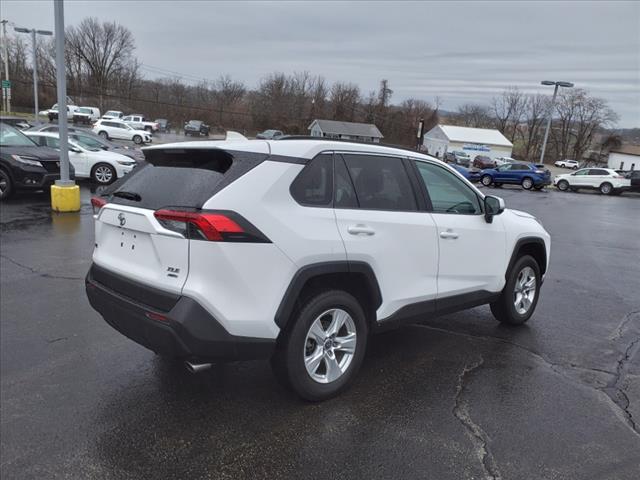 2021 toyota rav4 xle