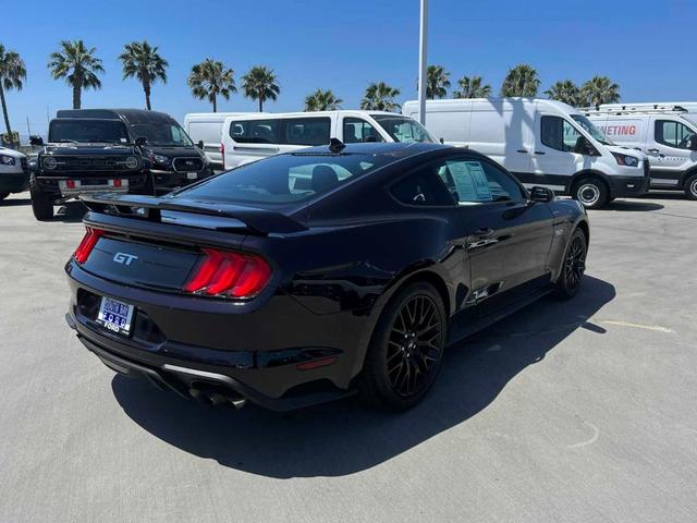 2022 ford mustang gt