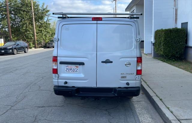 2016 nissan nv cargo nv2500 hd sv v8