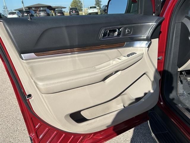 2019 ford explorer limited