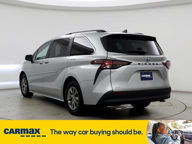 2023 toyota sienna xle