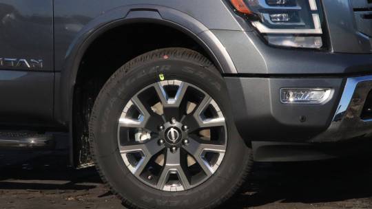 2023 Nissan Titan