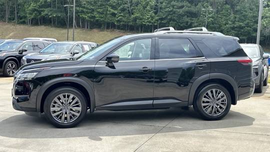 2024 Nissan Pathfinder sl