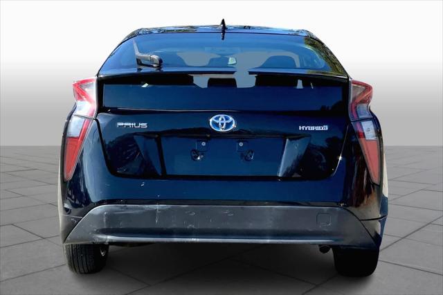 2017 toyota prius four