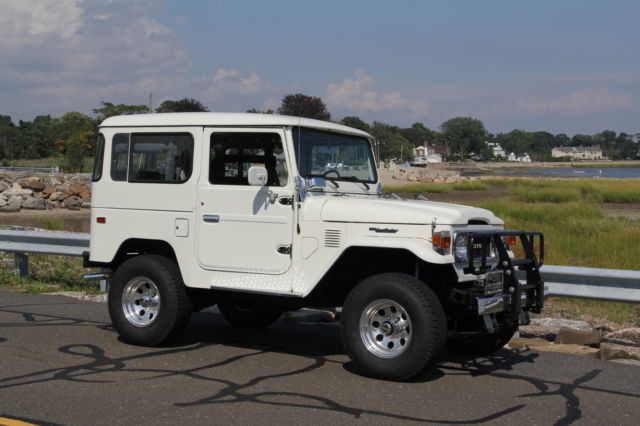 1982 toyota fj40 land cruiser "restored, upgraded and gorgeous, the best!!!"