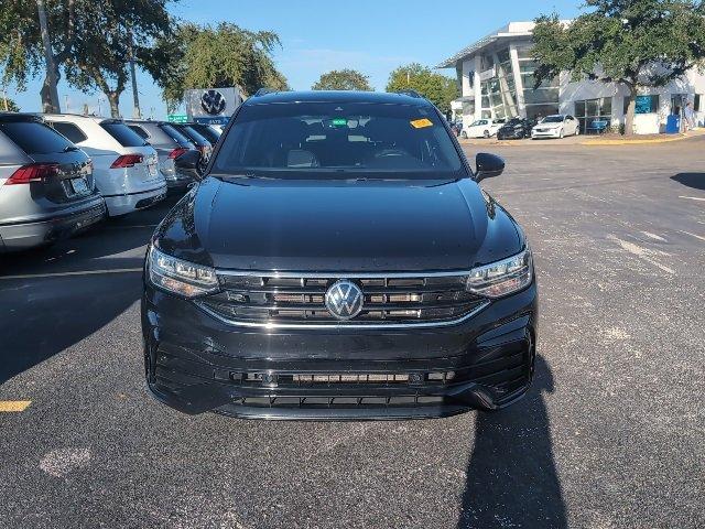2022 volkswagen tiguan se r-line black