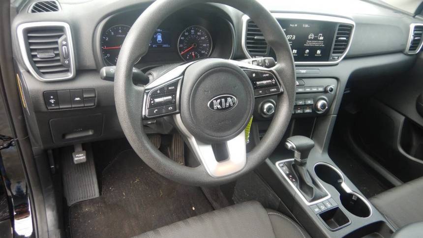 2022 kia sportage lx