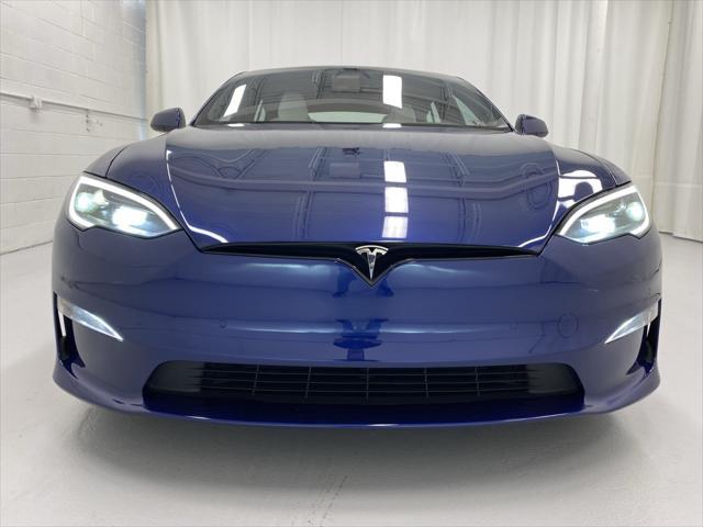 2022 tesla model s base