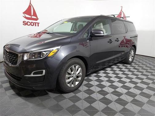 2019 kia sedona in milwaukee, wisconsin