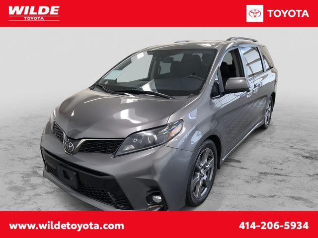 2020 toyota sienna se