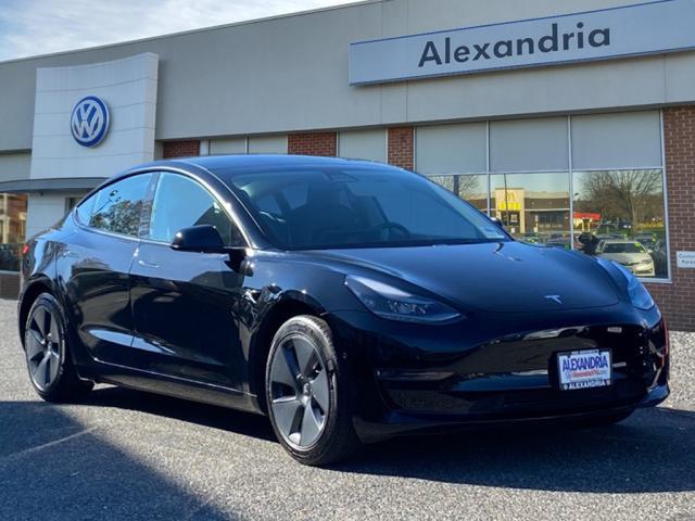 2022 tesla model 3 standard range