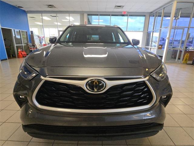 2023 toyota highlander xle