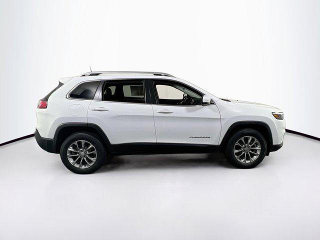 2021 jeep cherokee latitude lux