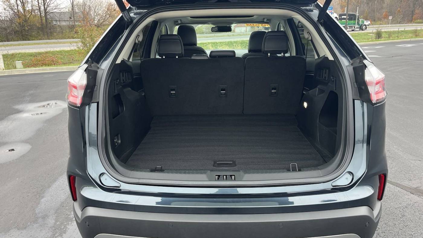 2022 ford edge sel