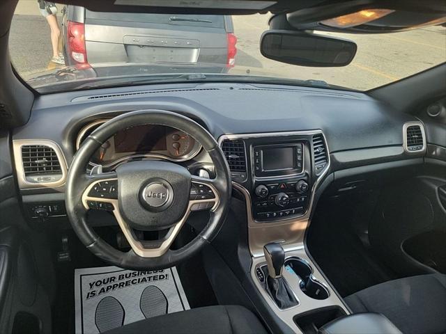 2017 jeep grand cherokee laredo