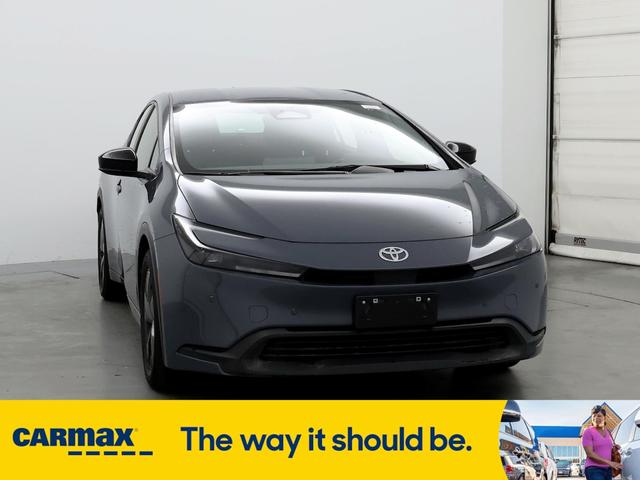 2023 toyota prius le