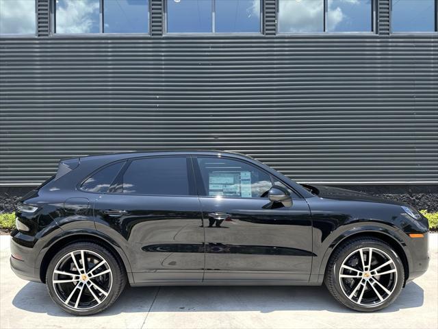 2024 porsche cayenne base