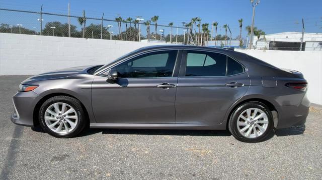 2023 toyota camry le