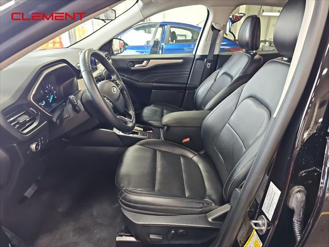 2021 ford escape sel