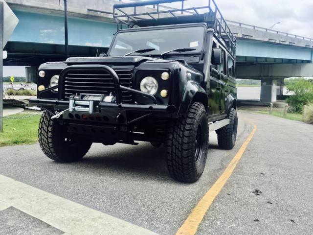 defender 110 recon 200tdi 5-speed lt77, lift kit, much more!