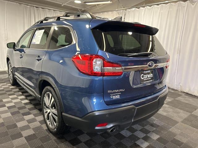2022 subaru ascent limited 8-passenger