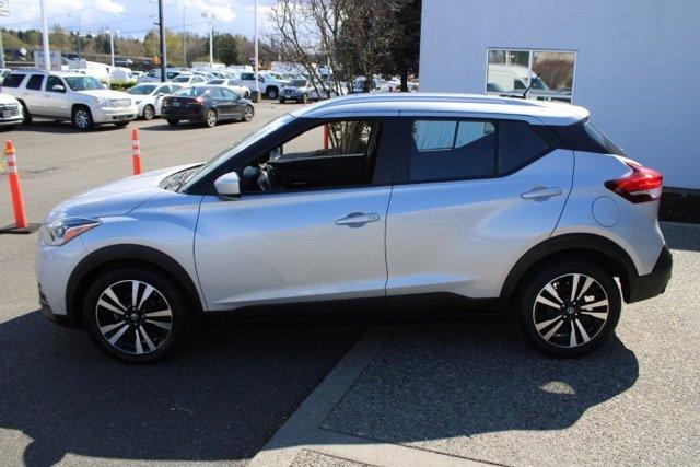 2020 nissan kicks sv