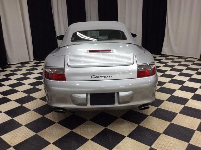 2003 porsche 911 carrera 4