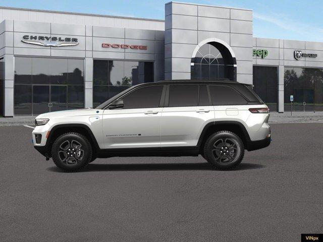 2023 jeep grand cherokee 4xe trailhawk