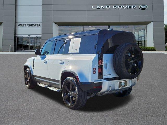 2023 land rover defender s