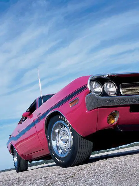 1970 dodge challenger 440-6 auto pink