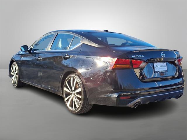 2022 nissan altima sr fwd