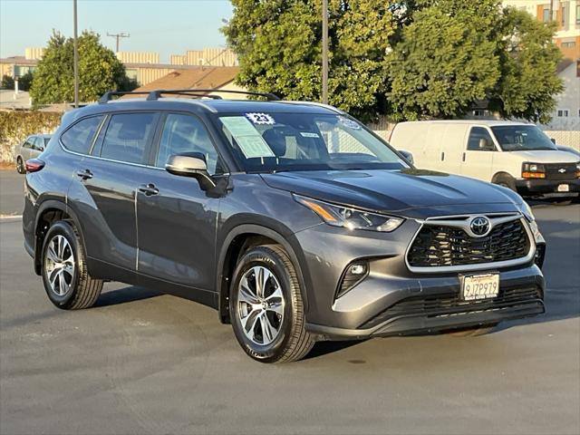 2023 toyota highlander xle