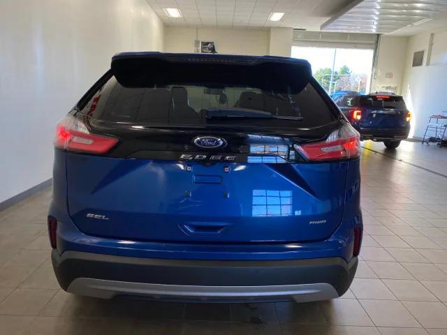 2021 ford edge sel