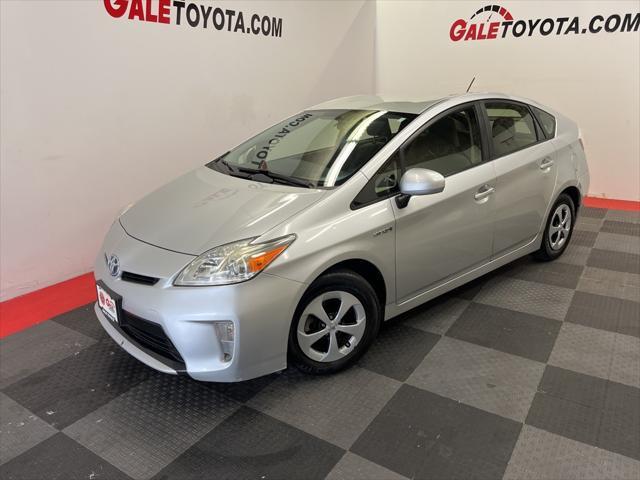 2014 toyota prius three