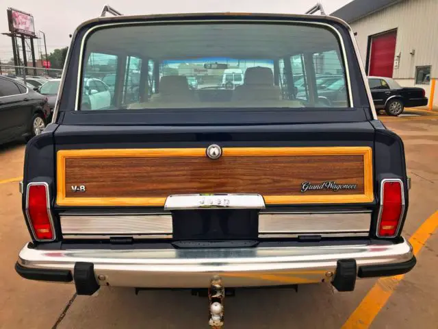 1987 jeep grand wagoneer, only 30,073 miles