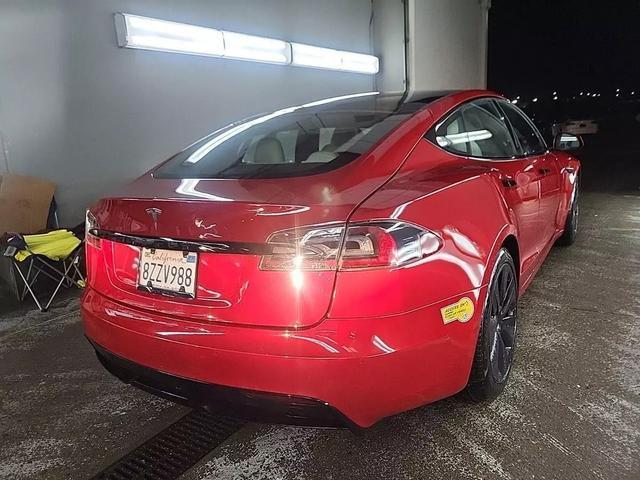 2022 tesla model s base