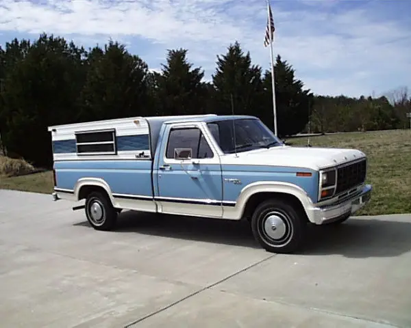 1981 ford f-150 custom standard cab pickup 2-door 4.9l like new 43944 mi