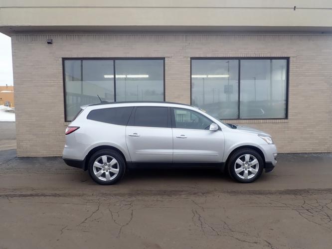 used 2017 chevrolet traverse awd lt w/ 1lt traverse city, mi 49684 for sale in traverse city, michigan