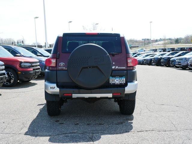 2011 toyota fj cruiser base in south saint paul, minnesota