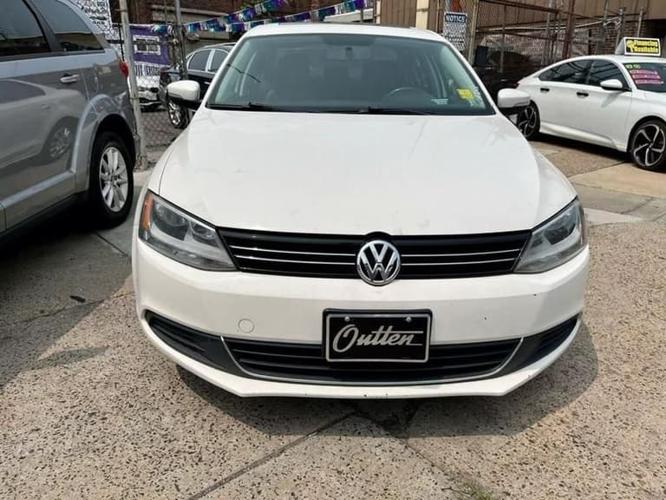 2013 volkswagen jetta 2.5l se sedan 4d in philadelphia, pennsylvania