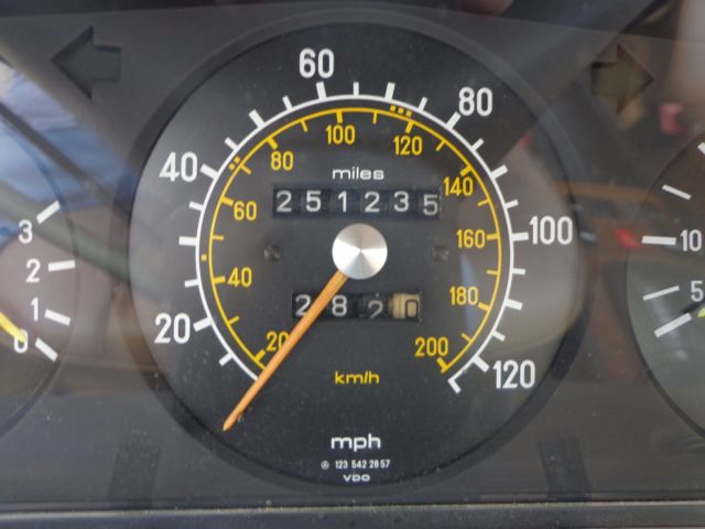 1984 mercedes-benz 300td turbo diesel midnight blue must sell! great condition