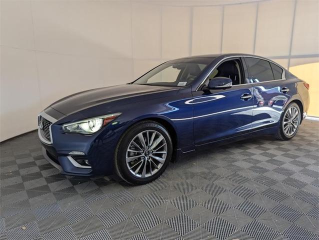 2022 infiniti q50 luxe