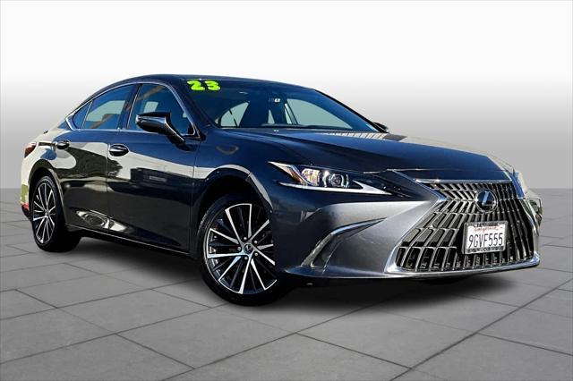 2023 lexus es 300h base