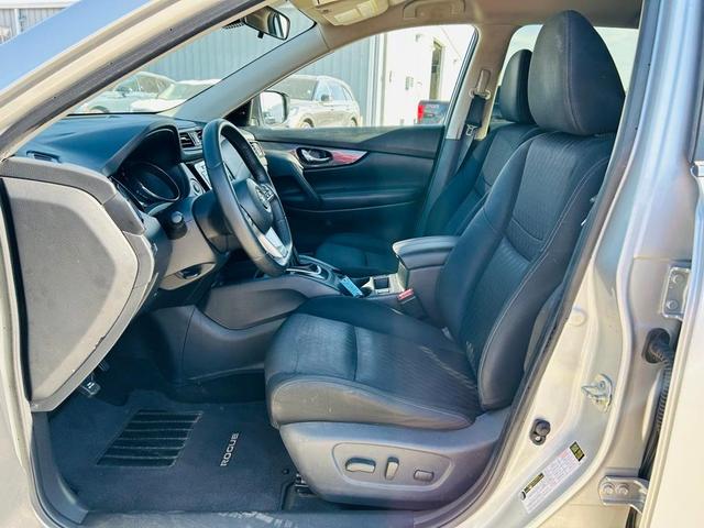 2019 nissan rogue sv