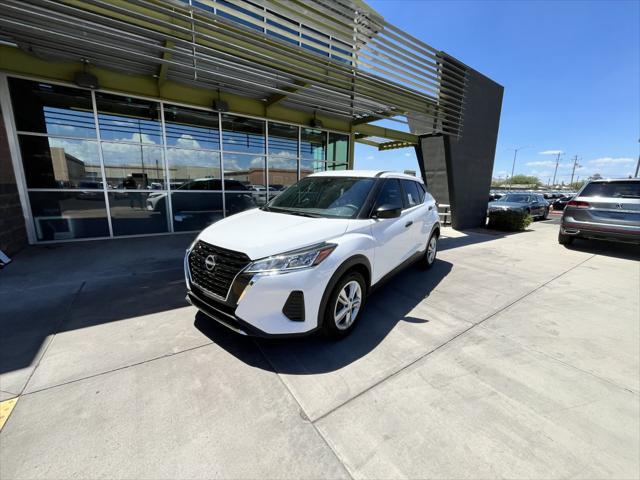 2023 nissan kicks s