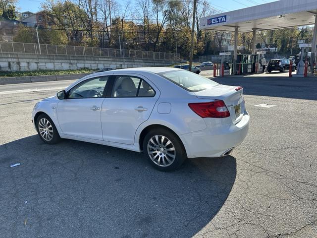 2013 suzuki kizashi se