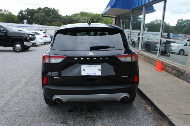 2022 ford escape sel